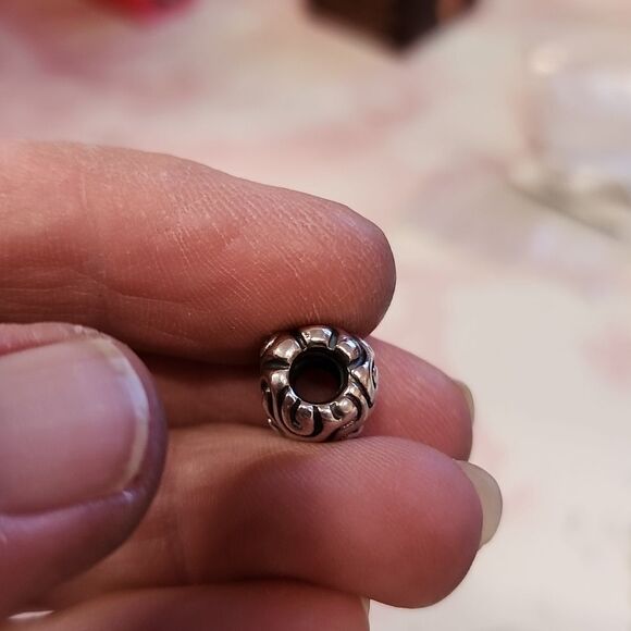 Authentic Pandora Retired Vintage Dayream Charm with Clear Czs EUC - Picture 5 of 5